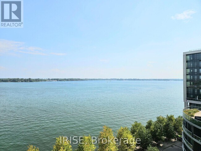 property at 1-PH11 Edgewater Dr