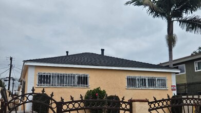 711 N Sloan Ave in Compton, CA - Building Photo - Building Photo