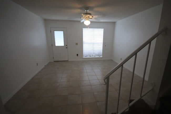 11355 Stratton Park Dr in Tampa, FL - Building Photo - Building Photo