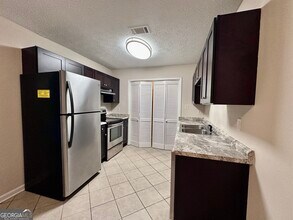 1485 S Diane Ct in Smyrna, GA - Building Photo - Building Photo