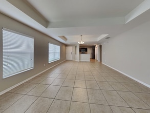 7914 Forest Mere Dr in Riverview, FL - Building Photo - Building Photo