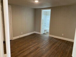 6810 Bleker St in Houston, TX - Building Photo - Building Photo