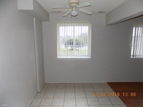 45240 Keding St-Unit -Apt 101 in Utica, MI - Building Photo - Building Photo