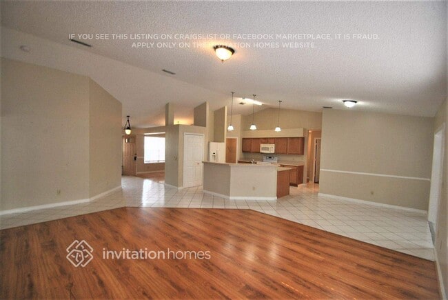 963 Whisperpine Dr in Melbourne, FL - Building Photo - Building Photo