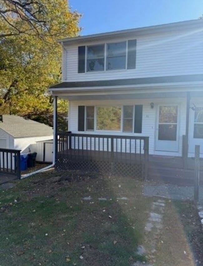 property at 61 Glenmore St