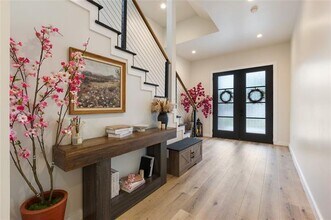 1704 McBroom St in Dallas, TX - Foto de edificio - Building Photo