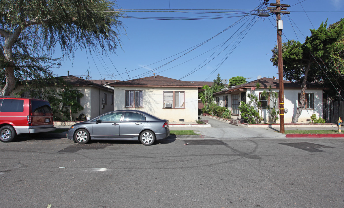 6015-6021 Otis Ave in Huntington Park, CA - Building Photo