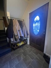 237 3rd Ave, Unit 1 in Woonsocket, RI - Building Photo - Building Photo