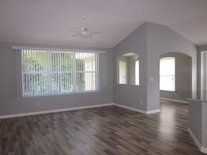 354 Tavernier Dr in Oldsmar, FL - Building Photo - Building Photo