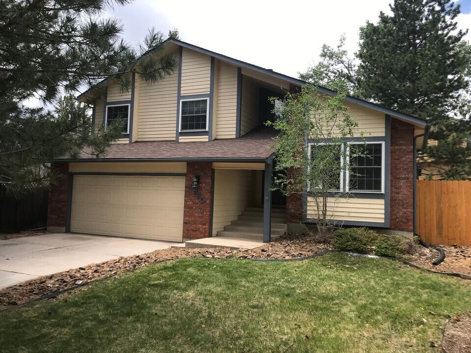 4960 Champagne Dr in Colorado Springs, CO - Building Photo