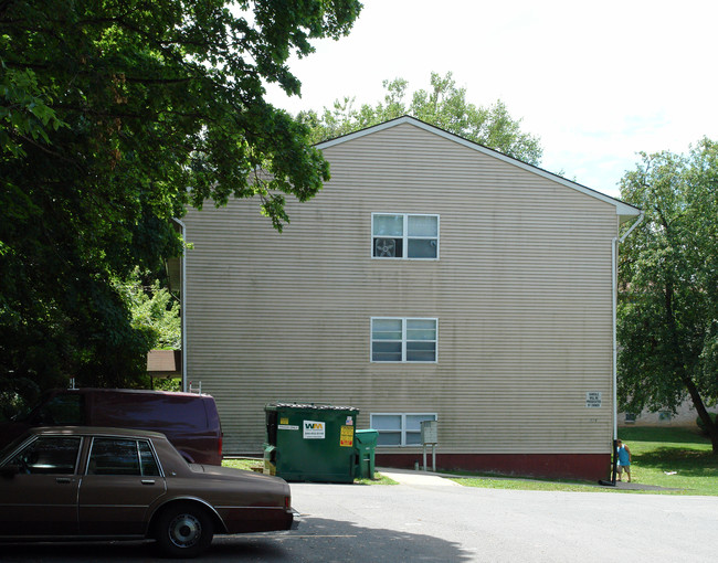 314 S Broom St in Emmaus, PA - Building Photo - Building Photo