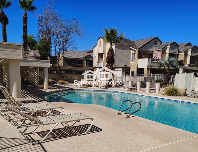 2035 S Elm St in Tempe, AZ - Building Photo - Building Photo
