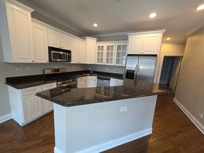 1428 W Belmont Ave in Chicago, IL - Building Photo - Building Photo