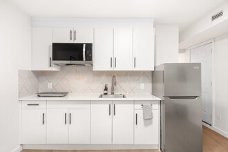 3011 E 29th Ave in Vancouver, BC - Building Photo - Building Photo