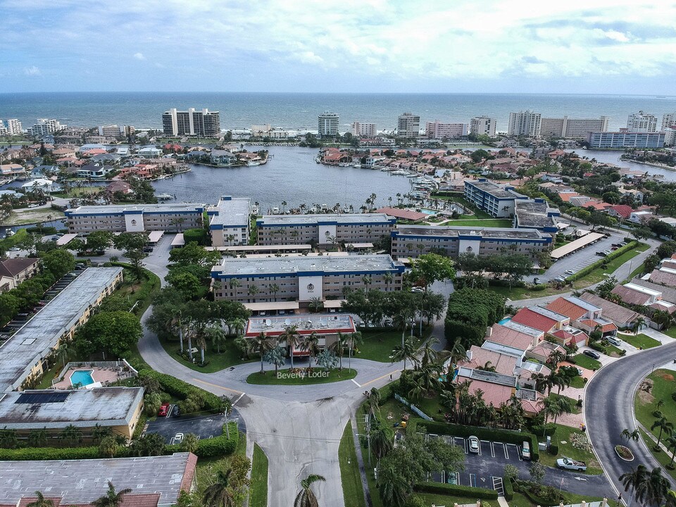 3351 Spanish Trail-Unit -109-B in Delray Beach, FL - Building Photo