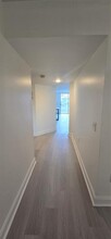 7558 Trent Dr in Tamarac, FL - Foto de edificio - Building Photo