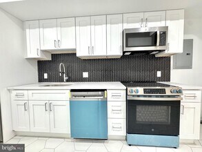 781 S 3rd St in Philadelphia, PA - Building Photo - Building Photo