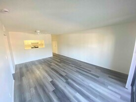 15020 Burbank Blvd, Unit 102 in Los Angeles, CA - Building Photo