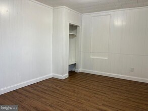 2713 Hammonds Ferry Rd in Lansdowne, MD - Foto de edificio - Building Photo