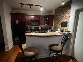 121 Grandview Ave, Unit 2 in Pittsburgh, PA - Building Photo - Building Photo