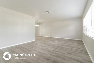 1102 Malone Dr in Orlando, FL - Building Photo - Building Photo