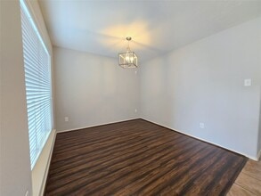 1423 Stone Bluff Dr in Houston, TX - Building Photo - Building Photo