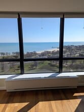 5415 N Sheridan Rd, Unit 1902 in Chicago, IL - Building Photo - Building Photo