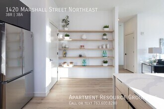 1420 Marshall St NE in Minneapolis, MN - Building Photo - Building Photo