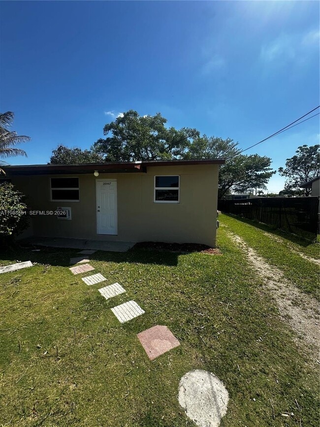 26447 SW 139th Ave in Naranja, FL - Building Photo - Building Photo