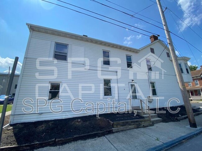 3 Pleasant St