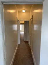 337 Center St, Unit Apt 4 in Williamsport, PA - Building Photo - Building Photo