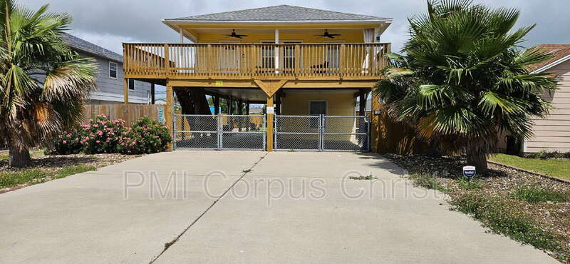 1210 Jonnell St in Corpus Christi, TX - Building Photo