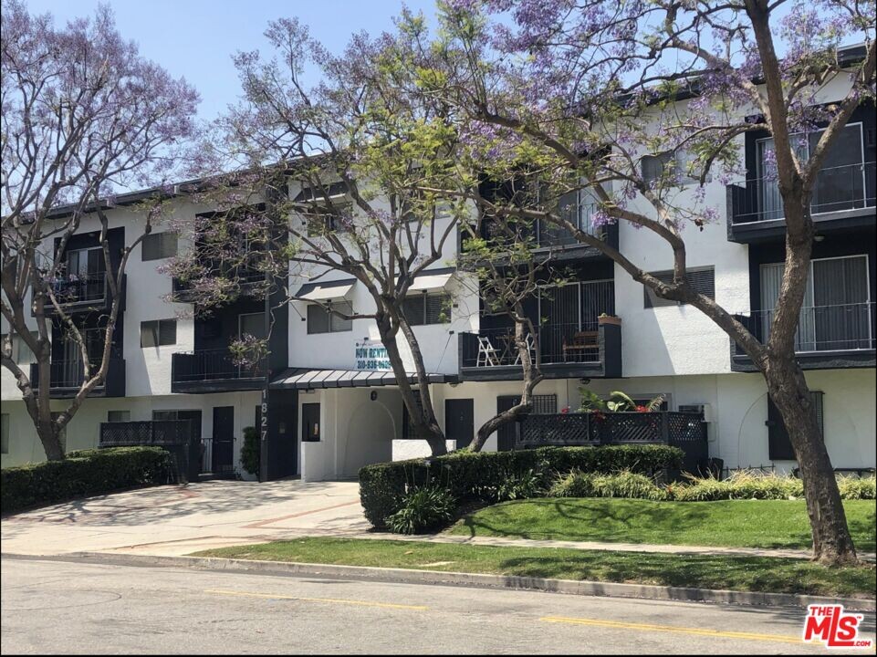 1827 Veteran Ave in Los Angeles, CA - Building Photo
