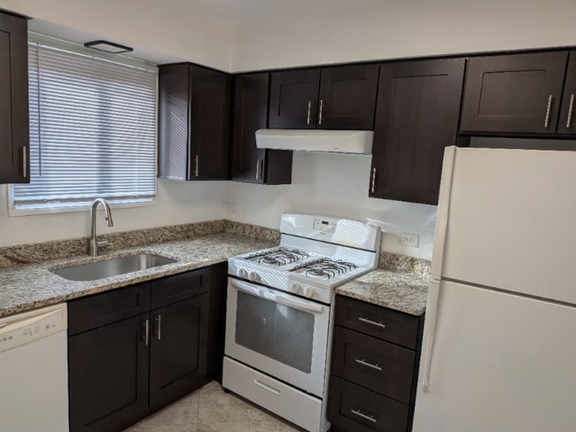 15802 Orlan Brook Dr, Unit 3A in Orland Park, IL - Foto de edificio - Building Photo