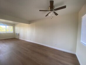 8037-43 Shir Mar Pl-Unit -8037 in El Cajon, CA - Building Photo - Building Photo