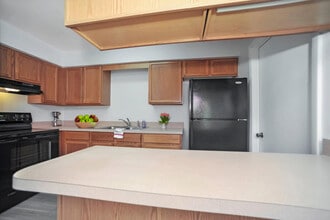 1352 Westover St in Melbourne, FL - Building Photo - Building Photo