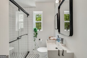 96 Ardmore Pl NW, Unit 3 in Atlanta, GA - Building Photo - Building Photo