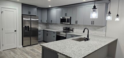 594 N Wilderness Trl in Ponte Vedra Beach, FL - Foto de edificio - Building Photo