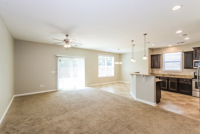 275 Claudia Dr in Grovetown, GA - Building Photo - Building Photo