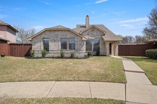 1301 Spring St in Allen, TX - Building Photo