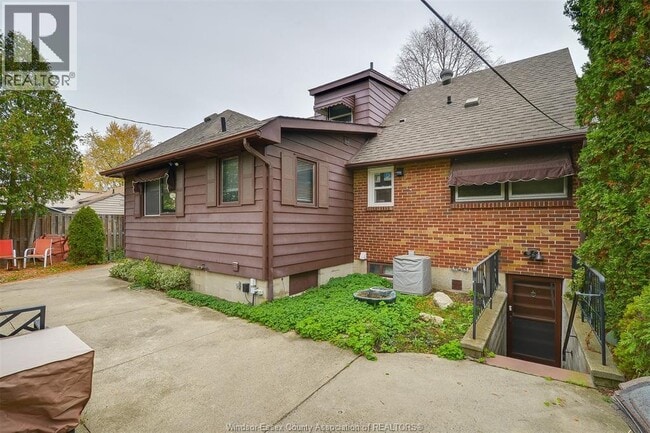 3205 Morris Dr in Windsor, ON - Building Photo - Building Photo