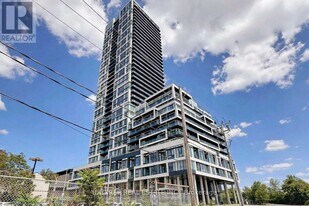 5 Defries St in Toronto, ON - Building Photo