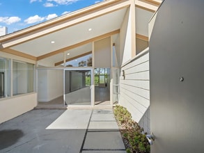 4174 Del Mar Ave in Long Beach, CA - Building Photo - Building Photo