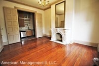 216 W Monument St photo'