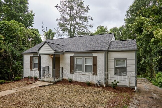 property at 1235 Beechview Dr SE