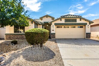 38426 N Beverly Ave in San Tan Valley, AZ - Building Photo - Building Photo