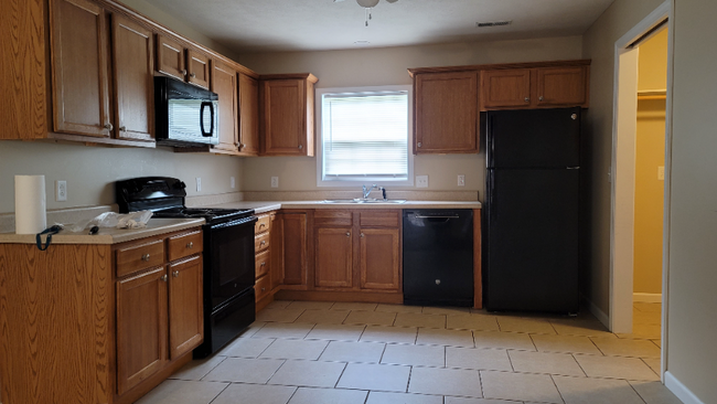 205 S Bentley St-Unit -A in Marion, IL - Building Photo - Building Photo