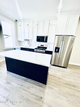 3136 Summit Ave in Union City, NJ - Building Photo - Building Photo