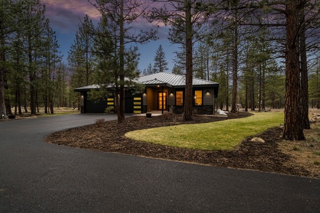property at 69350 Crooked Horseshoe Rd