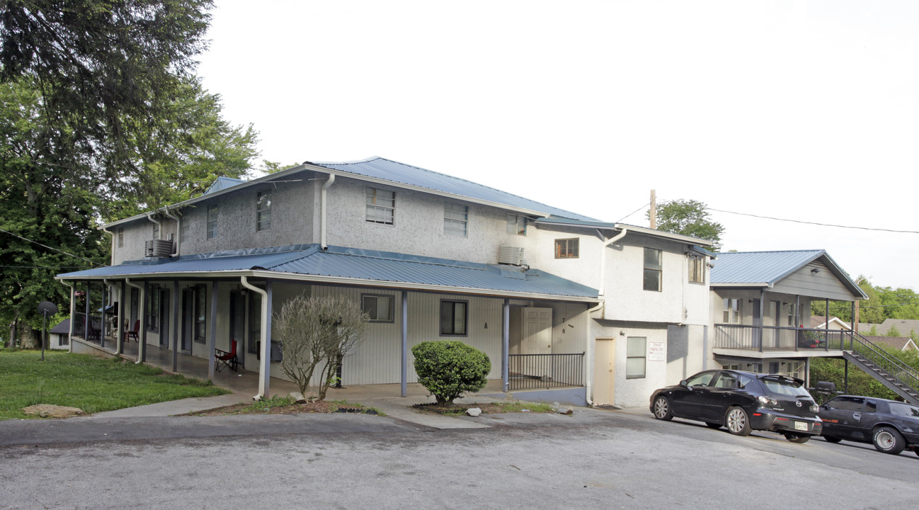 Crescent South Apt in Knoxville, TN - Foto de edificio